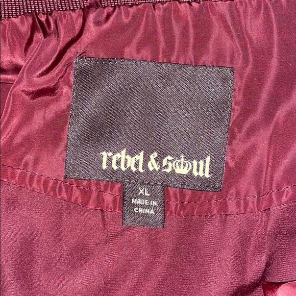 Bomber jacket - Picture 2 of 3